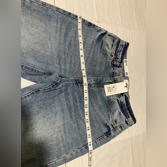 Mom high rise size 3 Refuge denim raw hem jeans NEW - Picture 3 of 8